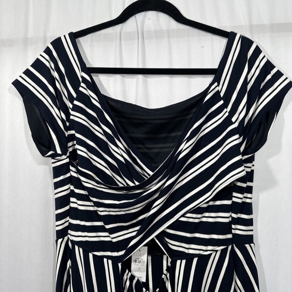 NWT $70 LOFT Plus [ 16 16W‎ ] Striped Wrap Back Flare Dress in Blue White #T1512 - Picture 13 of 15